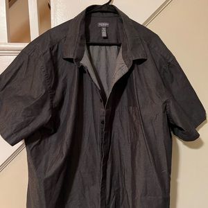 Van Heusen Never Tuck 3XLT Short Sleeve Button Down Shirt in Gray Charcoal color